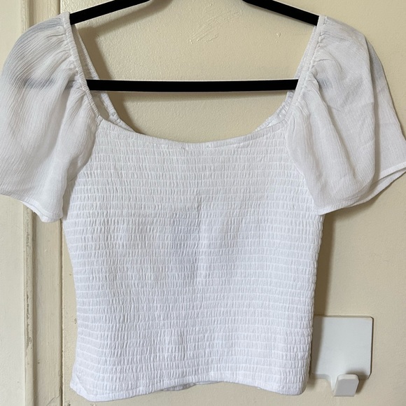 Hollister Ruched Flutter Sleeve Blouse - Picture 2 of 3